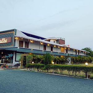 Aravalli Hill Resort